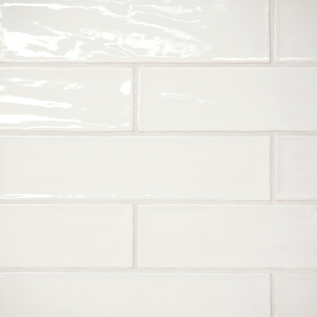 Bedrosians Marin 2.5" X 10" Gloss Pearl White / White