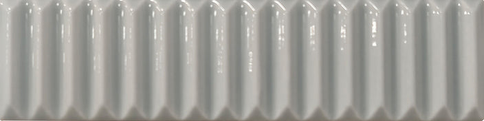 Emser Triveni 2" X 8" Glossy Blade Meteor